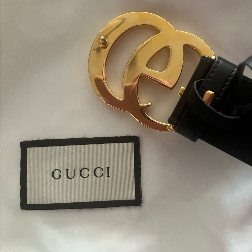 GUCCI BLACK LEATHER BELT WITH INTERLOCKING GOLD COLOR EMBLEM - Picture 4 of 7